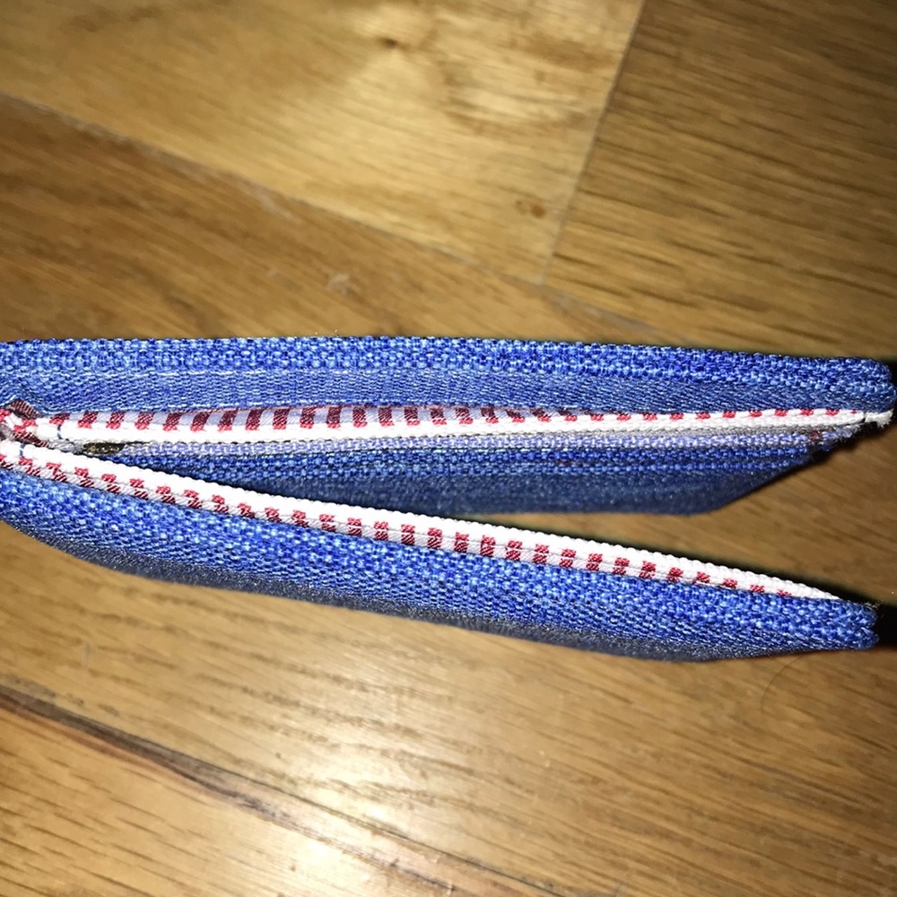 Blue USA striped wallet